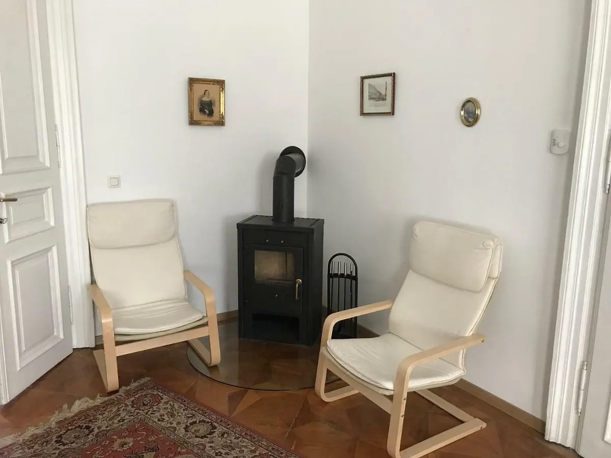 88M² Grosses Apartment Im 1. Stock Wiedeń