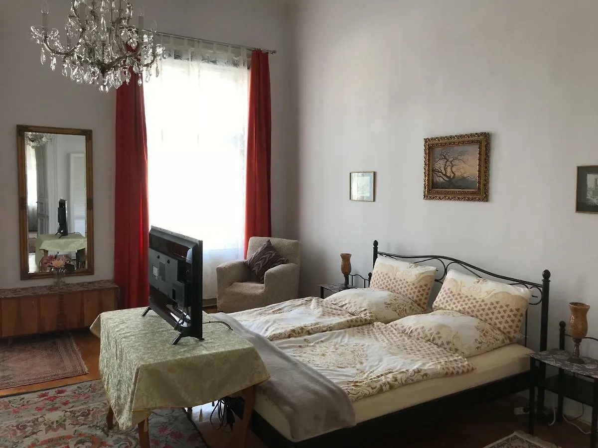 88M² Grosses Apartment Im 1. Stock Wiedeń